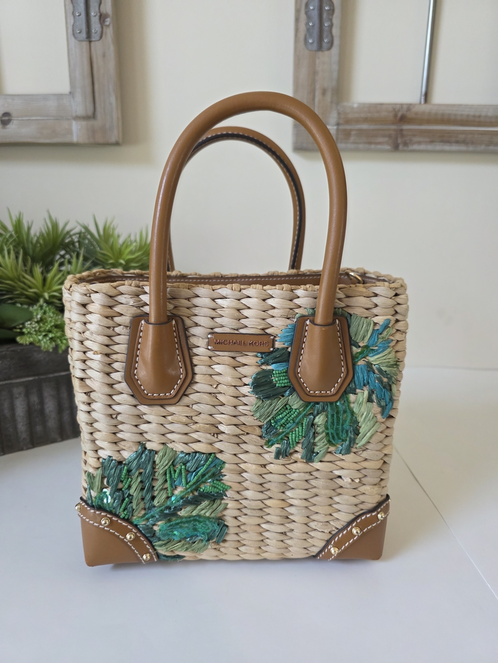 Michael Kors Malibu Straw Crossbody Tote Palm Leaf Embroidery + MK Wristlet - Picture 14 of 15